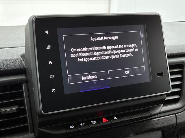 Renault TRAFIC 2.0 Blue dCi 150 EDC T30 L2H1 Advance Automaat Navigatie Airco Lichtmetalen velgen Betimmering Trekhaak Camera Parkeer sensoren Dab