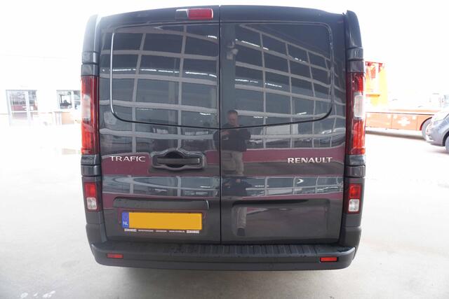 Renault TRAFIC 2.0 Blue dCi 130PK T30 L2H1 Advance DEMO! nr.V057 | Climate | Cruise | Apple CP-Android auto | Betimmering