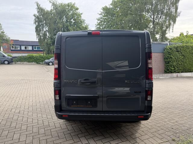 Renault TRAFIC E-Tech T29 L2H1 Advance 52 kWh DC/Snelladen
