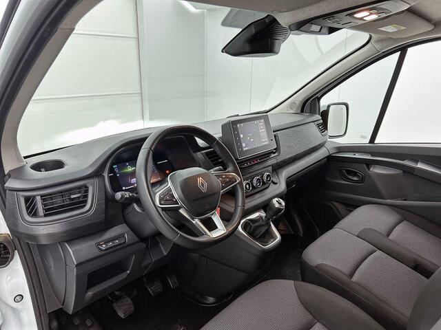 Renault TRAFIC 2.0 Blue dCi 130 T30 L2H1 Advance Navigatie Airco Lichtmetalen velgen Betimmering Trekhaak Parkeer sensoren