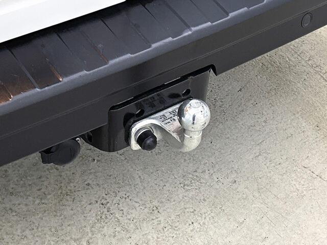 Renault TRAFIC 2.0 Blue dCi 130 T30 L2H1 Advance Navigatie Airco Lichtmetalen velgen Betimmering Trekhaak Parkeer sensoren