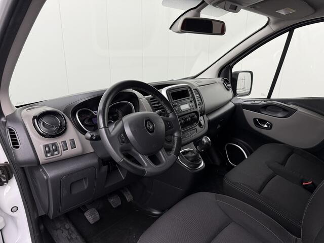 Renault TRAFIC 1.6DCi 120PK Lang | Euro 6 | Camera | Airco | Cruise | 3-Zits | Trekhaak | Betimmering