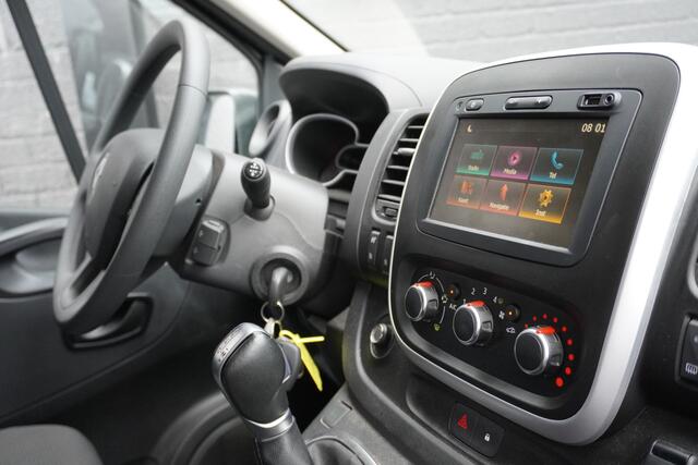Renault TRAFIC 2.0 dCi 145PK Automaat 2x Schuifdeur EURO 6 - Airco - Navi - Cruise - ¤17.950,- Excl.