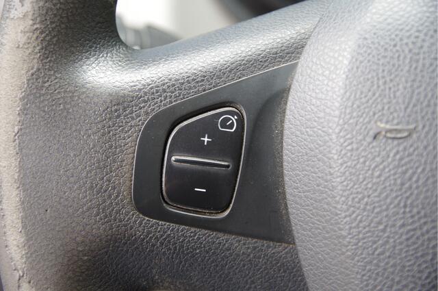 Renault TRAFIC 1.6 dCi T29 L2 EURO 6! 3-ZITS, TREKHAAK, AIRCO, NAVI, CRUISE, PARKEERSENSOREN, NAVI, NL AUTO, NAP