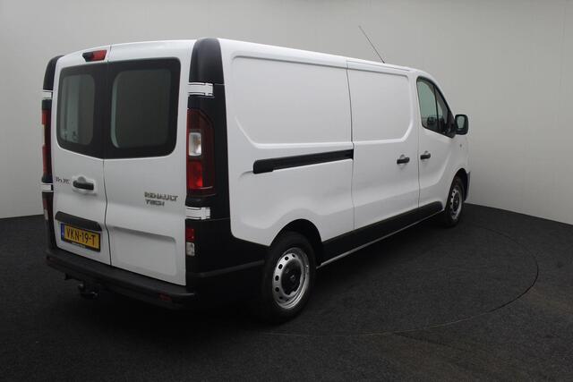 Renault TRAFIC 1.6 dCi T29 L2H1 Comfort 2017 | Airco | Trekhaak | Cruise Control | Achteruitrij Camera | Regensensor | Boekjes | 2 Sleutels