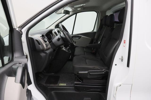 Renault TRAFIC 1.6 dCi T29 L2H1 Comfort 2017 | Airco | Trekhaak | Cruise Control | Achteruitrij Camera | Regensensor | Boekjes | 2 Sleutels