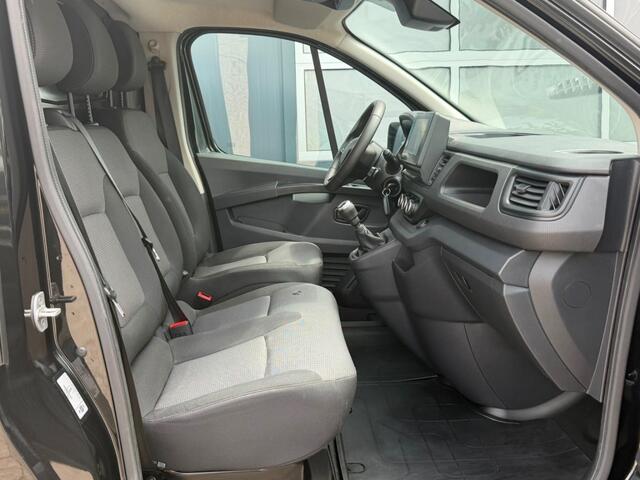 Renault TRAFIC L2 2.0 dCi 131PK / LED / Cruise / Trekhaak / Imperial / Bluetooth / Betimmering / Airco / PDC /