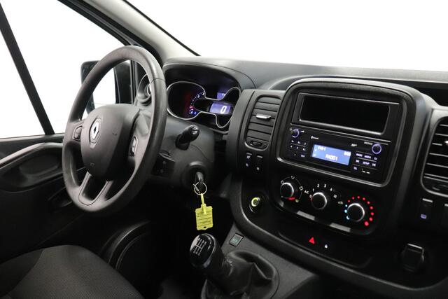 Renault TRAFIC 1.6 dCi EURO 6 - Airco - Cruise - PDC - Trekhaak - ¤ 9.950,- Excl.