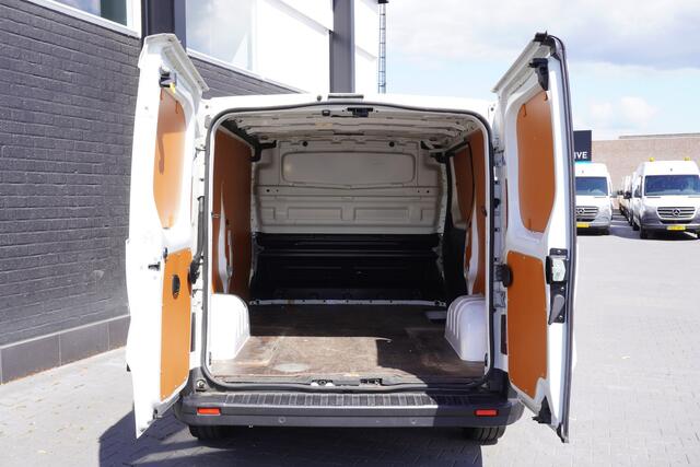 Renault TRAFIC 2.0 dCi 150PK - EURO 6 - Airco - Navi - Cruise - ¤16.900,- Excl.