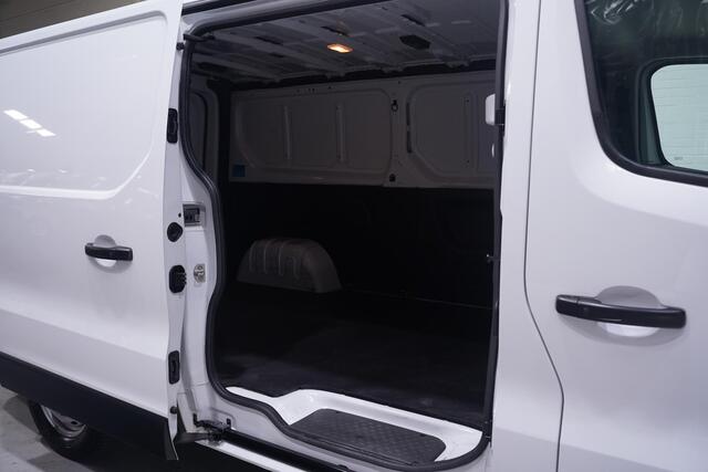 Renault TRAFIC 2.0 DCi 130 pk L2H1 Airco, Apple Carplay,Camera Trekhaak, BPM Vrij, Cruise Control, PDC achter, 3-Zits