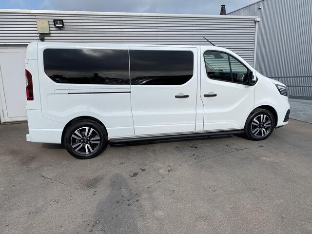 Renault TRAFIC 2.0 Blue dCi 150 EDC T30 L2H1 Extra Anniversary edition! Zeer lage KM stand! Trekhaak, stoelverwarming, parkeersensoren, adaptieve cruise control, aanhanger assist.