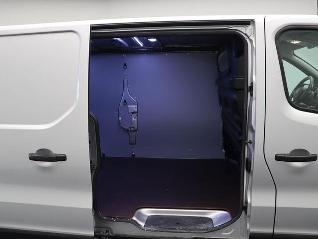Renault TRAFIC 2.0 dCi 170 L2H1 Optima | Trekhaak | Automaat | vloer- wandbekleding | Navigatie