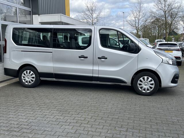 Renault TRAFIC Passenger 1.6 dCi BTW / BPM vrij Marge Lengte 2 Airco Cruise control Navigatie PDC 1e eigenaar 9 persoons Combi Kombi Passenger Groepsvervoer Taxi Personenbus