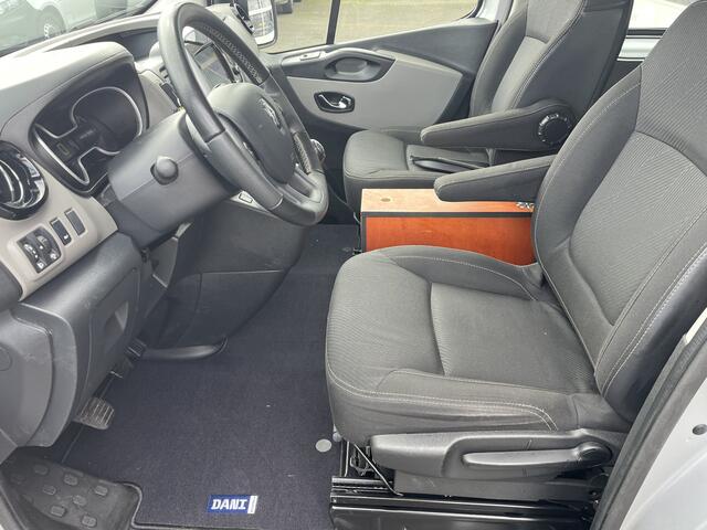Renault TRAFIC Passenger 1.6 dCi BTW / BPM vrij Marge Lengte 2 Airco Cruise control Navigatie PDC 1e eigenaar 9 persoons Combi Kombi Passenger Groepsvervoer Taxi Personenbus