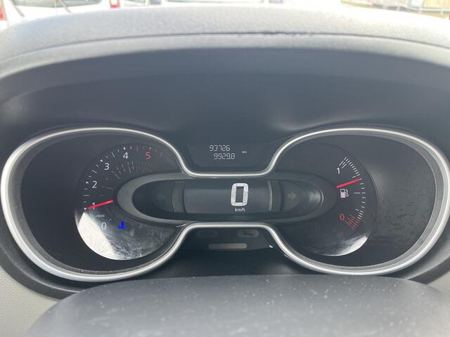 Renault TRAFIC Passenger 1.6 dCi BTW / BPM vrij Marge Lengte 2 Airco Cruise control Navigatie PDC 1e eigenaar 9 persoons Combi Kombi Passenger Groepsvervoer Taxi Personenbus