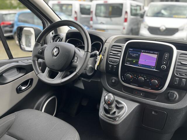 Renault TRAFIC Passenger 1.6 dCi BTW / BPM vrij Marge Lengte 2 Airco Cruise control Navigatie PDC 1e eigenaar 9 persoons Combi Kombi Passenger Groepsvervoer Taxi Personenbus
