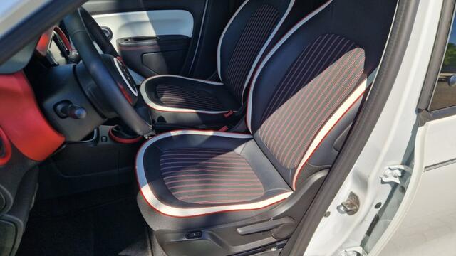 Renault TWINGO 1.0 SCe Intens