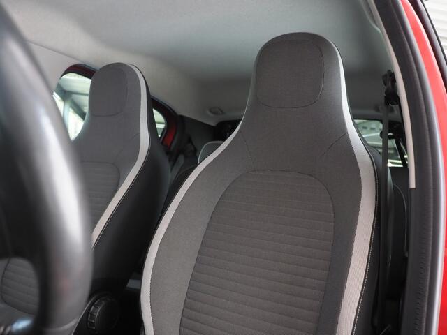 Renault TWINGO 1.0 SCe Collection