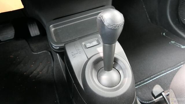 Renault TWINGO TCe 90 EDC Automaat La Parisienne