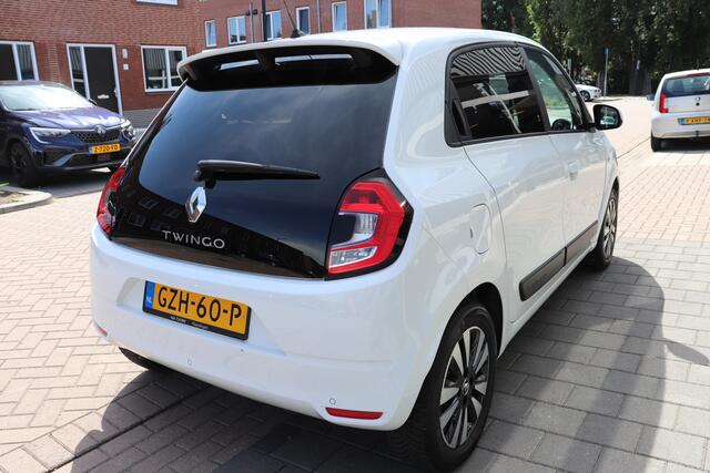 Renault TWINGO 1.0 SCe Collection. Apple Carplay/Android Auto, Lichtmetalen velgen, cruise control.
