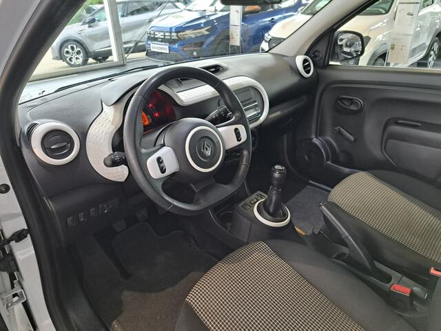 Renault TWINGO 1.0 SCe Life | Radio | LED dagrijverlichting | Snelheidsbegrenzer | voordelig rijden! | incl. Bovag rijklaarpakket met 12 maanden garantie |