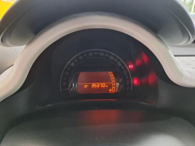 Renault TWINGO 1.0 SCe Life | Radio | LED dagrijverlichting | Snelheidsbegrenzer | voordelig rijden! | incl. Bovag rijklaarpakket met 12 maanden garantie |