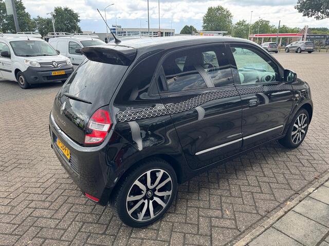 Renault TWINGO SCe 70 MIDNIGHT / INTENS EDC/AUTOMAAT PACK R-LINK NAVIGATIE/ PARK ASSIST ACHTER+CAMERA/ 16"LM VELGEN ZWART MET 4SEIZ.BANDEN/ ETC.. 1e EIGENAAR EN DEALER ONDERHOUDEN! RIJKLAAR!
