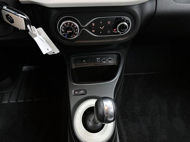 Renault TWINGO Z.E. R80 Life Limited