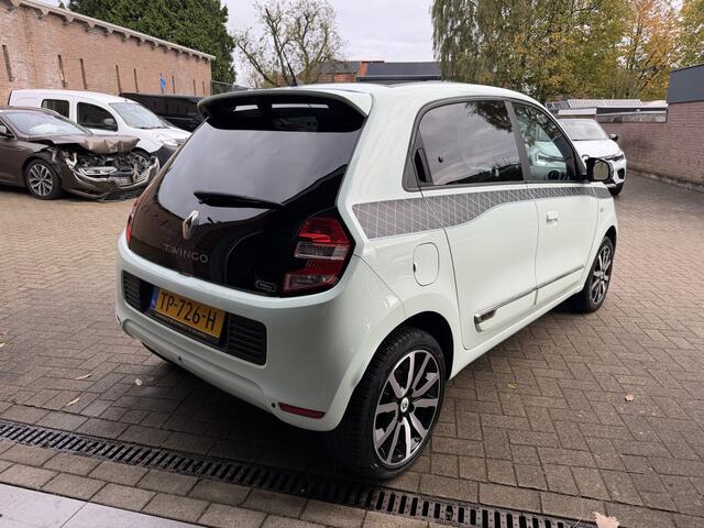 Renault TWINGO 1.0 SCe Série Signature La Parisienne
