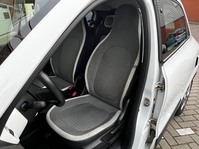 Renault TWINGO 1.0 SCe Collection / Airco / Apple CarPlay / Sport Dop / Navigatie / WW Glas / 1e Eigenaar!