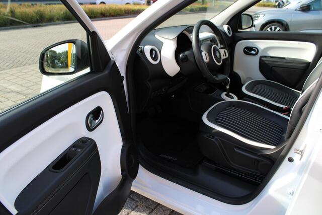 Renault TWINGO TCe 90 Intens | Dealeronderhouden | AUTOMAAT | CAMERA | STOELVERWARMING |