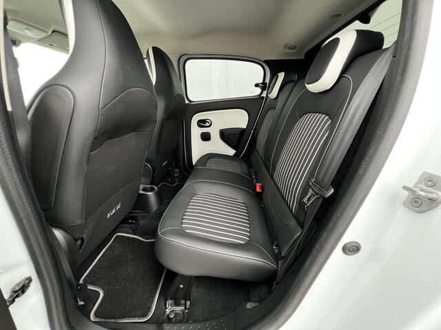 Renault TWINGO Z.E. R80 Intens Automaat / Dealer onderhouden / Accu SoH 95,46 % / Navigatie / Apple Carplay Android / Drie fase laden / Stoelverwarming /