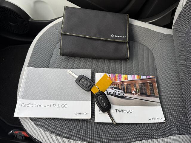 Renault TWINGO 1.0 SCe Collection / Airco / All-Season banden / Bluetooth / Elektrische ramen voor / 5-deurs / Zeer weinig kilometers NAP