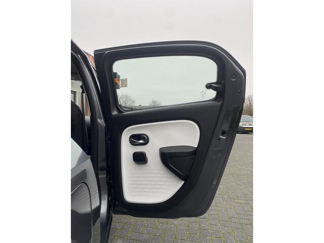 Renault TWINGO 1.0 SCe Collection
