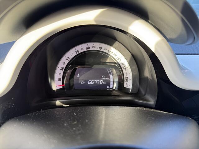 Renault TWINGO 1.0 SCe Intens ** Navigatie ** Bluetooth ** LM Velgen