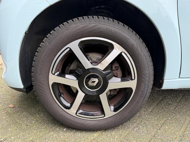 Renault TWINGO 0.9 TCe Dynamique Automaat | Airco | Parkeersensoren | Lichtmetalen Velgen |