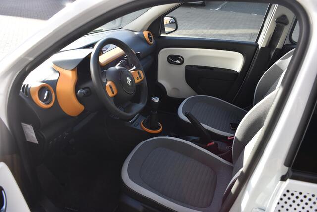 Renault TWINGO SCe 75 Collection | AIRCO | DEALER ONDERHOUDEN | ELEK. RAMEN EN SPIEGELS | BLUETOOTH | DAB RADIO |