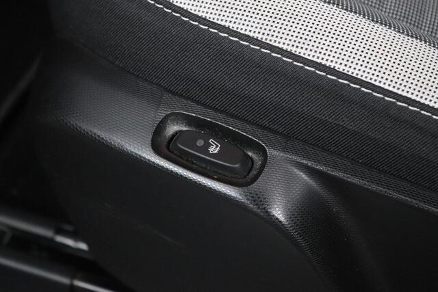 Renault TWINGO 1.0 SCe EDC Limited | Automaat | All-season banden | Stoelverwarming |