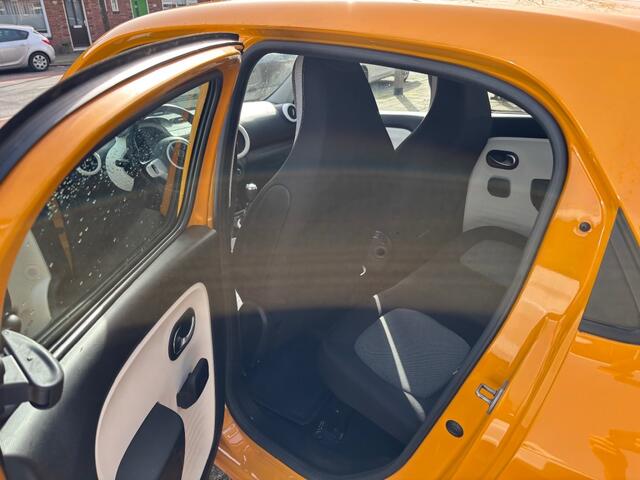 Renault TWINGO 1.0 SCE COLLECTION