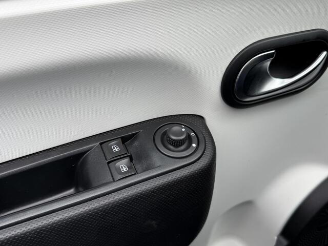 Renault TWINGO 1.0 SCe Collection | NAP | Trekhaak | Airco | Cruise Control | BT-Telefoonfunctie |