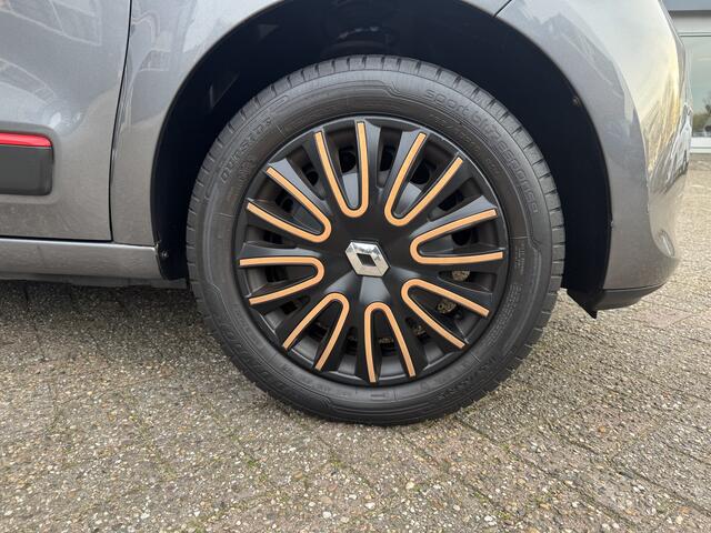 Renault TWINGO 1.0 SCe Collection Cruise, Bluetooth, Parkeersensoren.