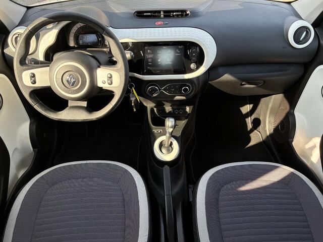 Renault TWINGO Z.E. R80 E-Tech Equilibre 22 kWh / SOH 96,5% / Airco / Parkeersensoren / Navigatie d.m.v. Apple Carplay/Android auto /