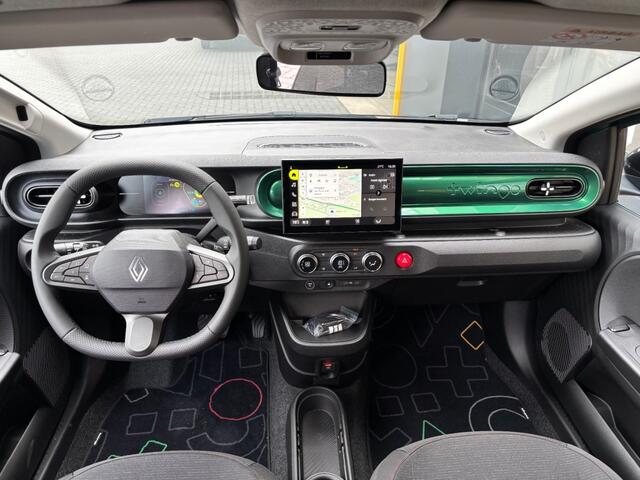 Renault TWINGO Twingo E tech Techno 80pk Urban Range Pack Privilege 18 Inch