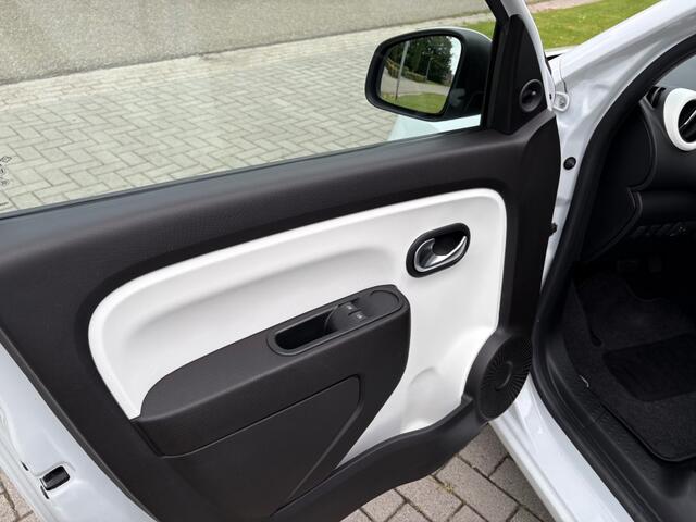 Renault TWINGO R80 INTENS