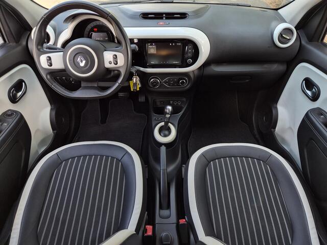 Renault TWINGO Z.E. R80 Intens / SOH 94% / Dealer onderhouden / 3 fase laden / Achteruitrijcamera / Cruise control / Apple Carplay Android Auto / Parkeersensoren achter / Navigatie / Lichtmetalen wielen 15" /