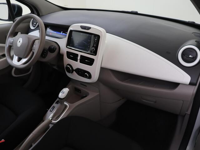 Renault ZOE R90 Life 41 kWh Inclusief Accu | Climate Control | ECC, Cruise control | Navigatie | Half lederen bekleding zwart |Park Distance Control achter |