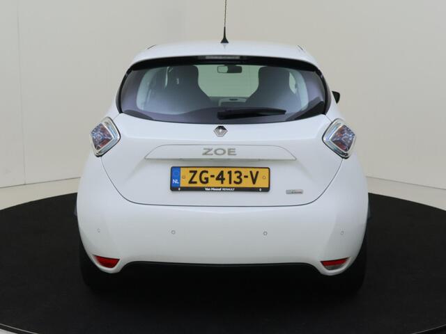 Renault ZOE R90 Life 41 kWh Inclusief Accu | Climate Control | ECC, Cruise control | Navigatie | Half lederen bekleding zwart |Park Distance Control achter |