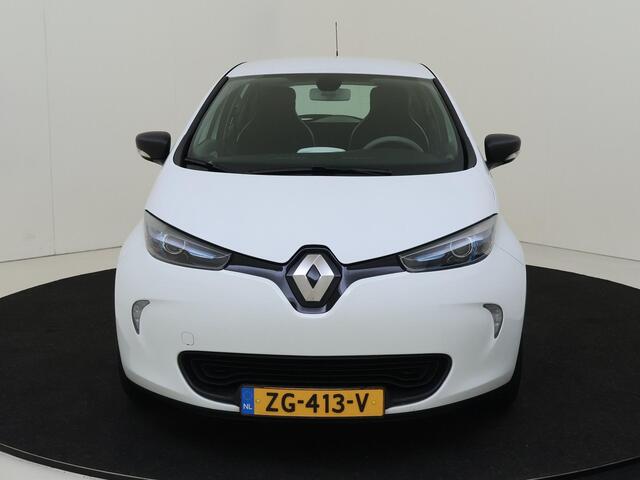 Renault ZOE R90 Life 41 kWh Inclusief Accu | Climate Control | ECC, Cruise control | Navigatie | Half lederen bekleding zwart |Park Distance Control achter |