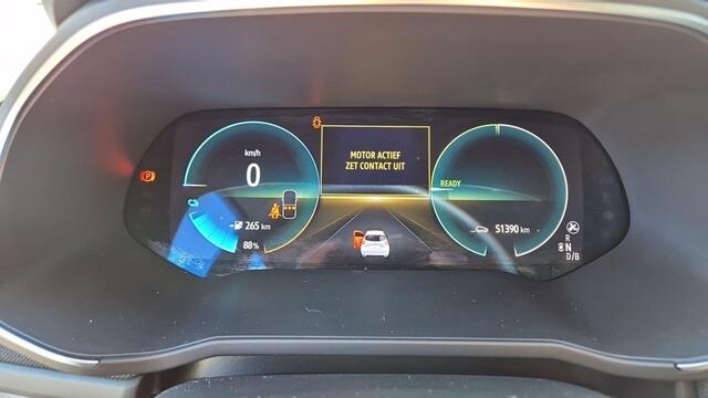 Renault ZOE R110 Life 52 kWh | Nieuwe Foto's Volgen! |