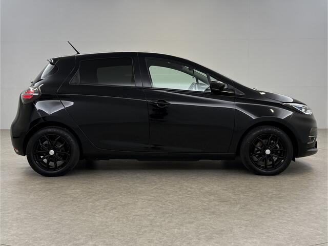Renault ZOE R110 Life 52 kWh Huur Accu | Elektrisch | Airco LED Camera Carplay Cruise 16"LMV Parkeersensoren
